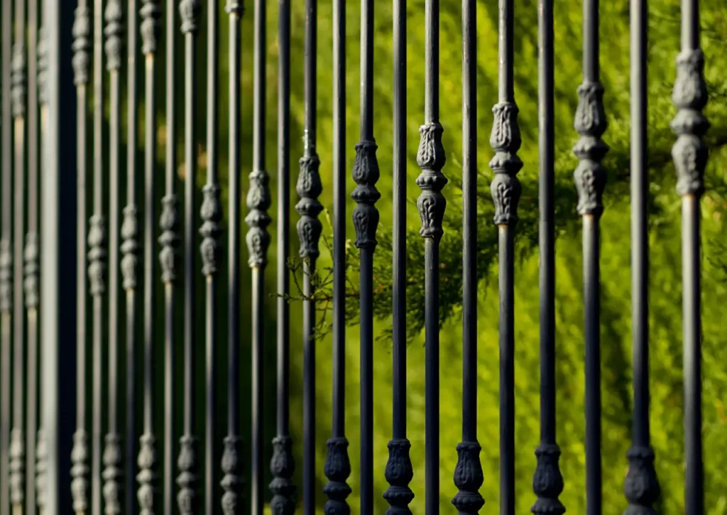 aluminum fence